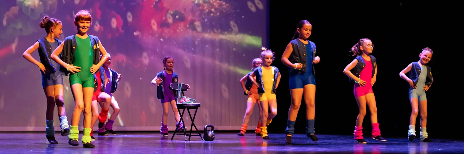 Teenagers Danse Saintdie Groupe 03